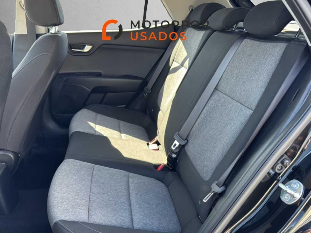 kia-stonic-2025-gasolina-1197cc