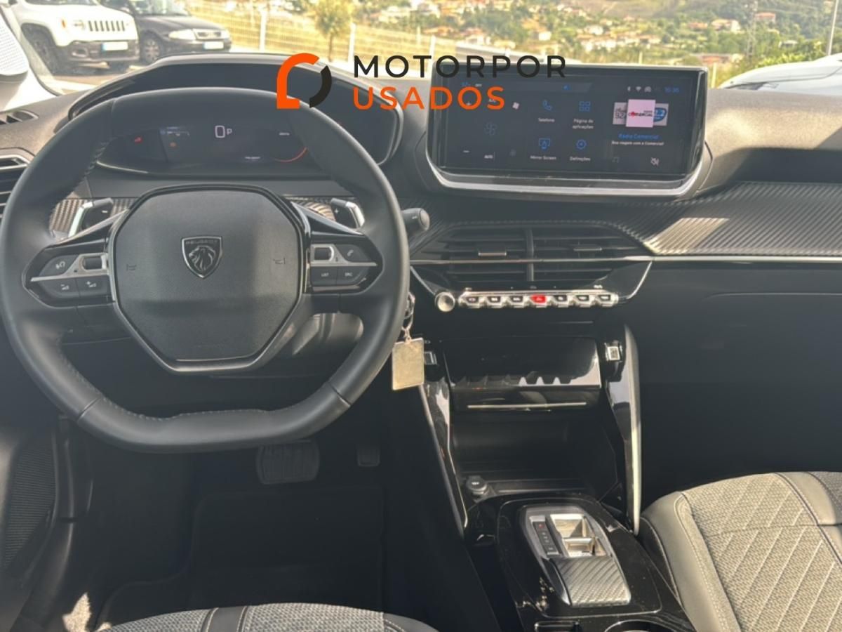 peugeot-208-2025-gasolina-1199cc
