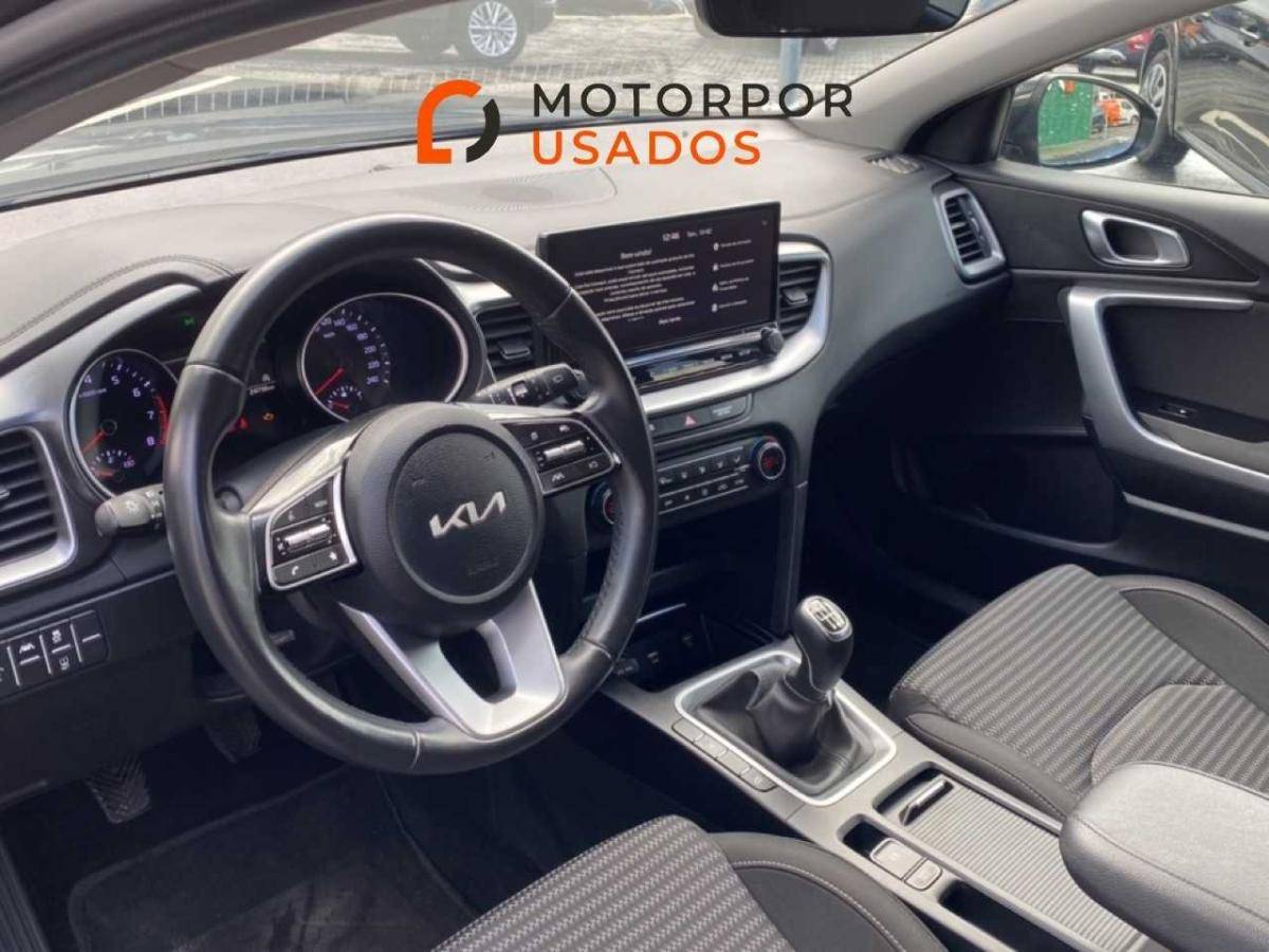 kia-xceed-2024-gasolina-998cc