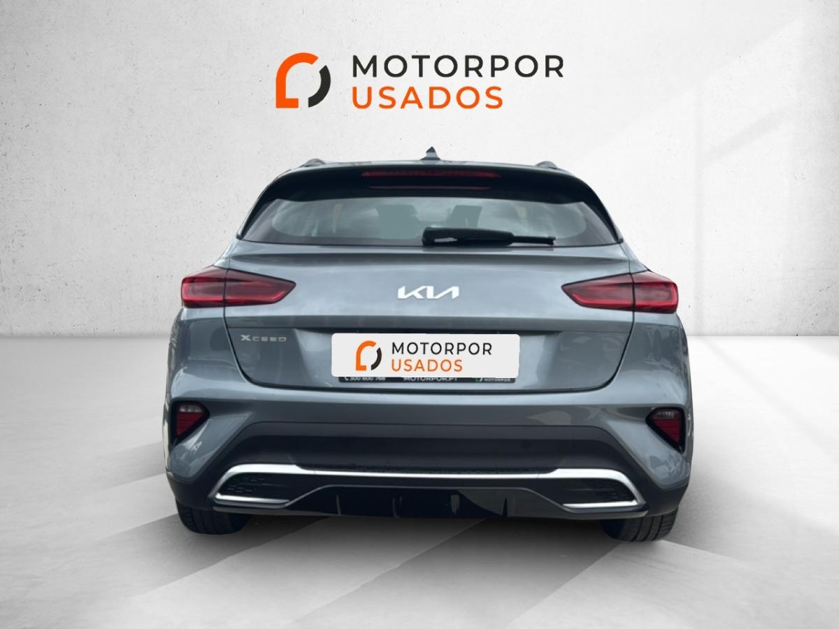 kia-xceed-2025-gasolina-998cc