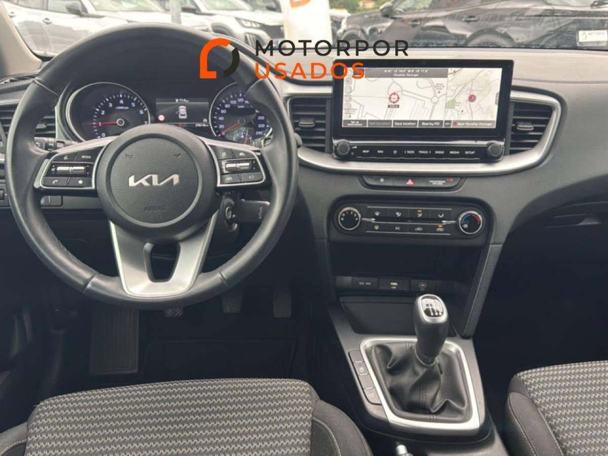 kia-xceed-2025-gasolina-998cc