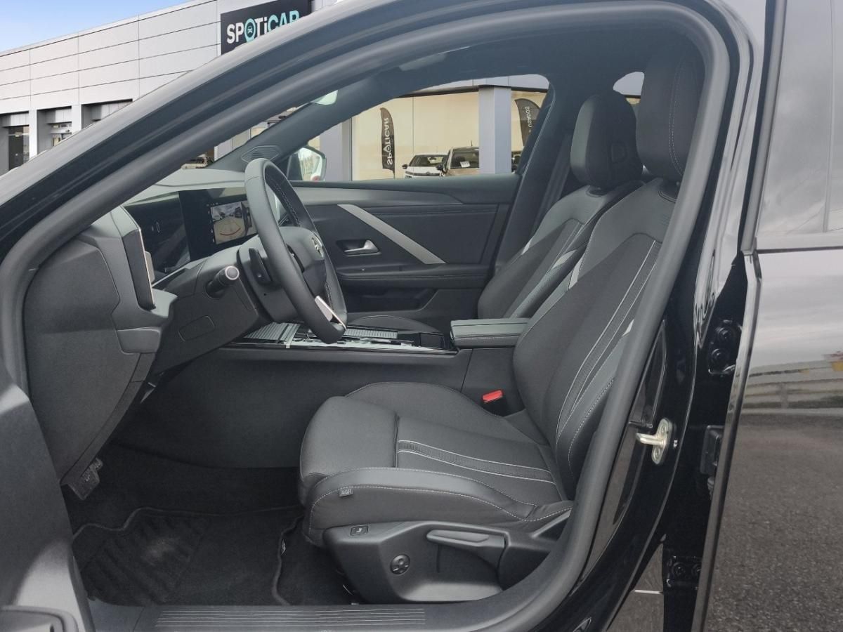 opel-astra-sport-tourer-2025-gasolina-1199cc