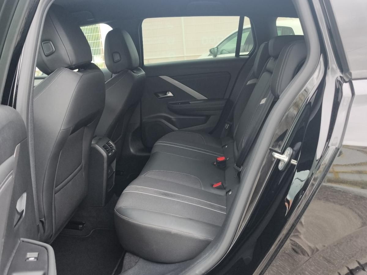 opel-astra-sport-tourer-2025-gasolina-1199cc
