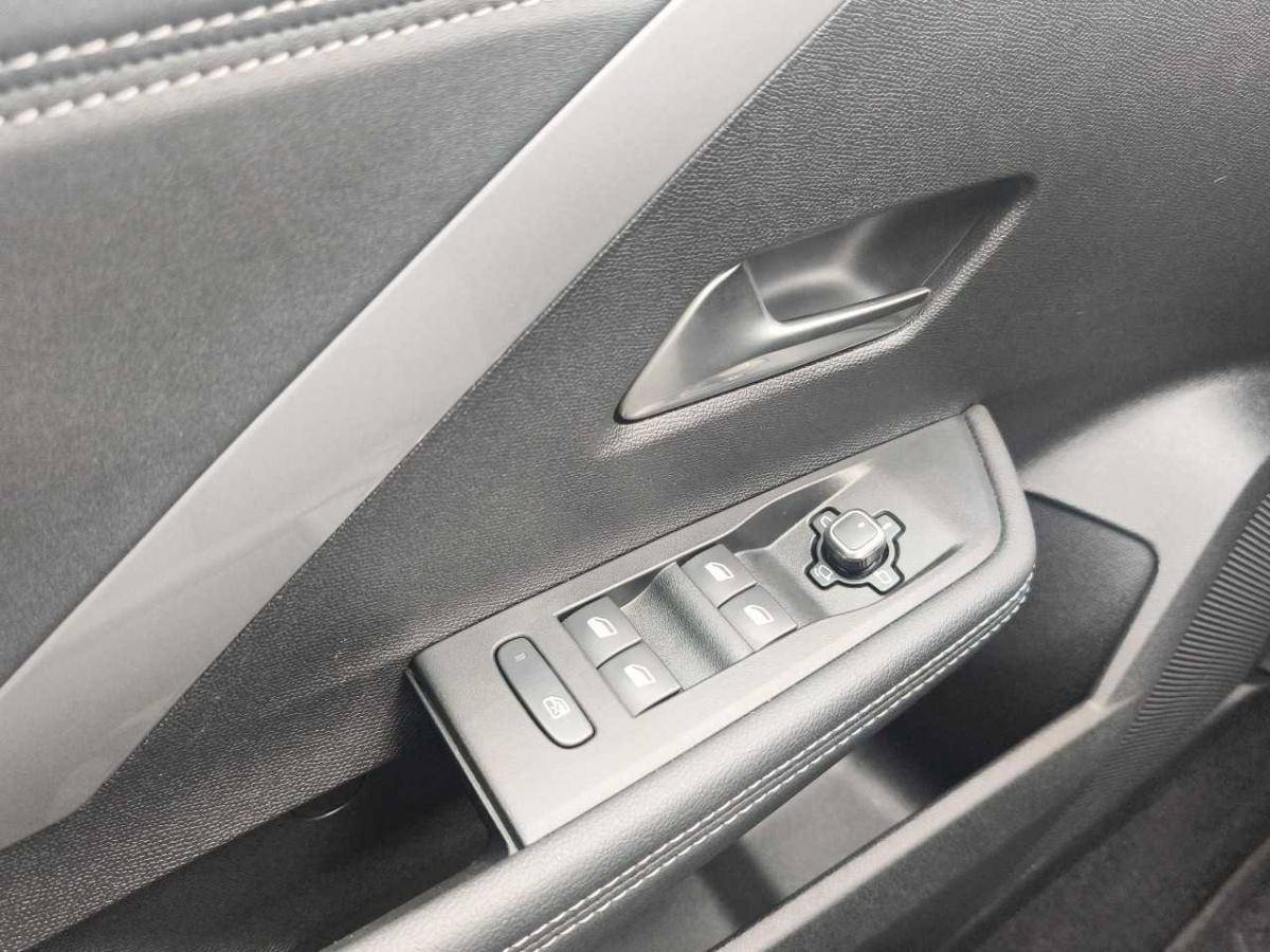 opel-astra-sport-tourer-2025-gasolina-1199cc