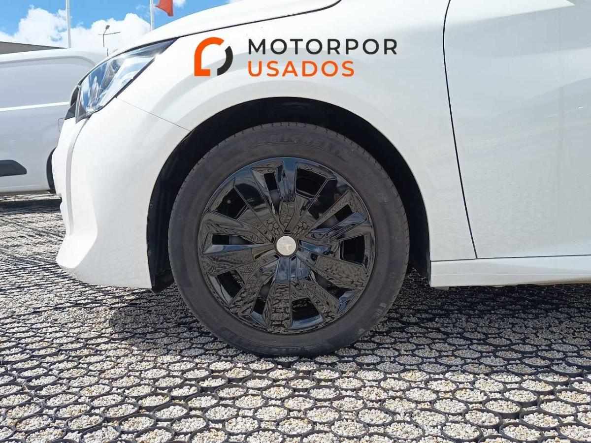 peugeot-208-2023-gasolina-1199cc