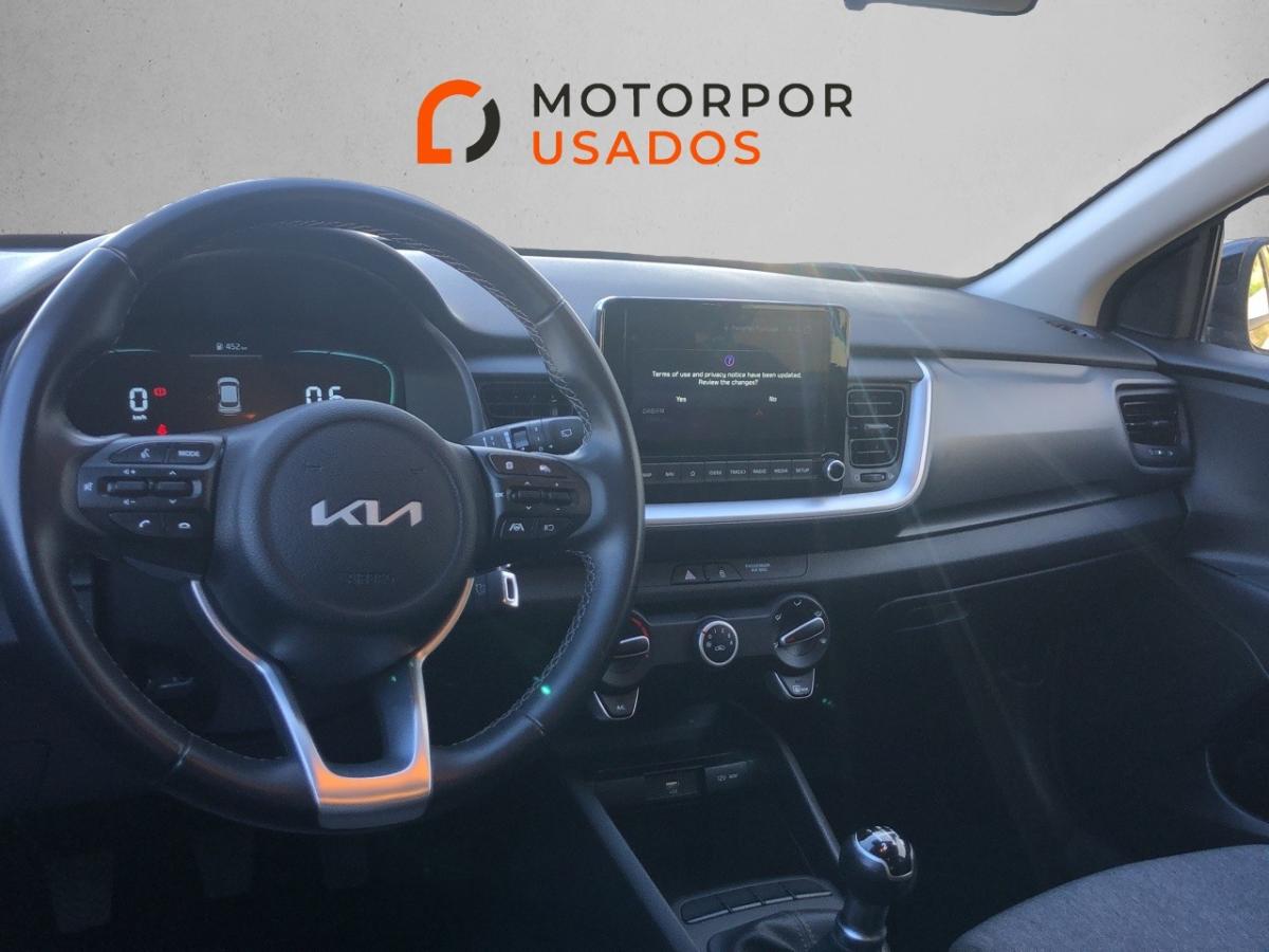 kia-stonic-2025-gasolina-1197cc