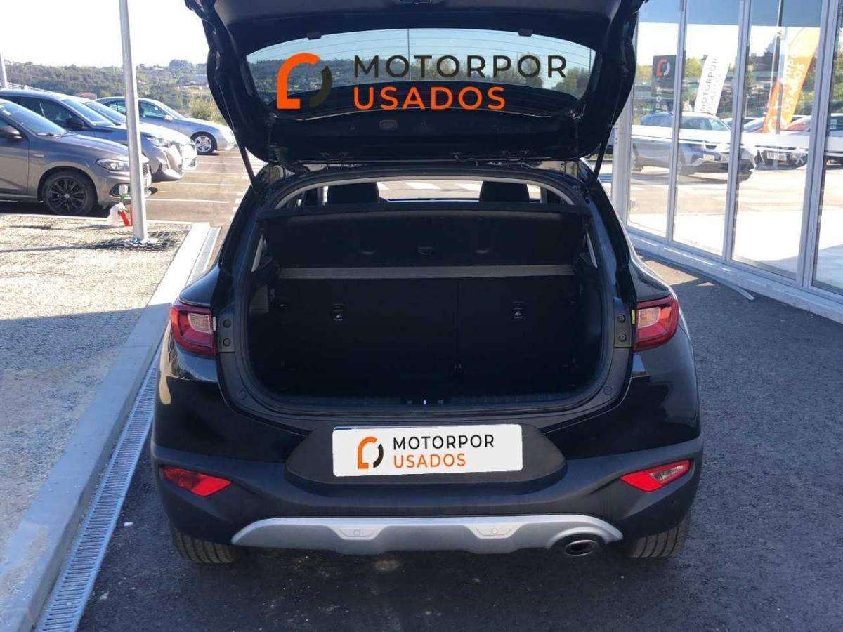 kia-stonic-2025-gasolina-1197cc