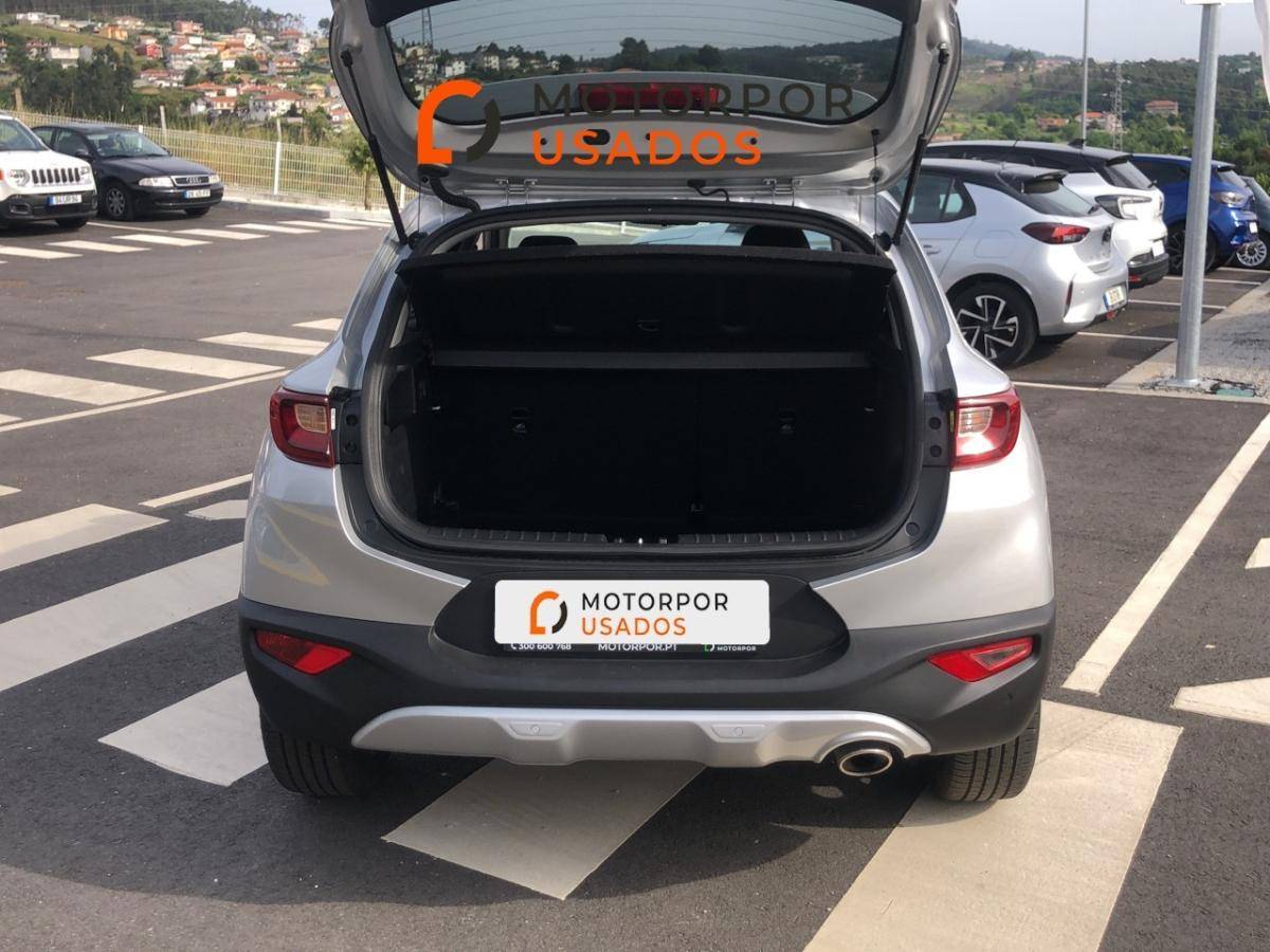 kia-stonic-2025-gasolina-998cc