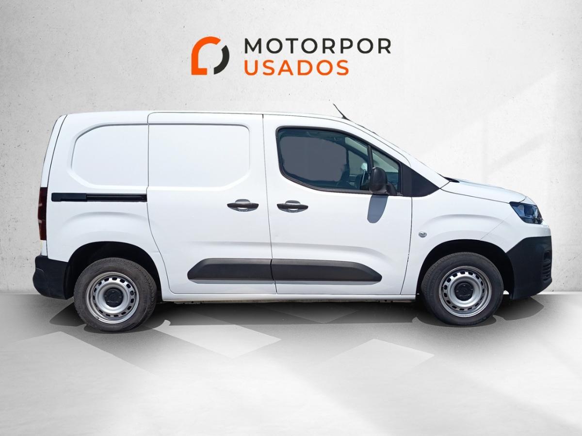 citroen-berlingo-2023-diesel-1499cc
