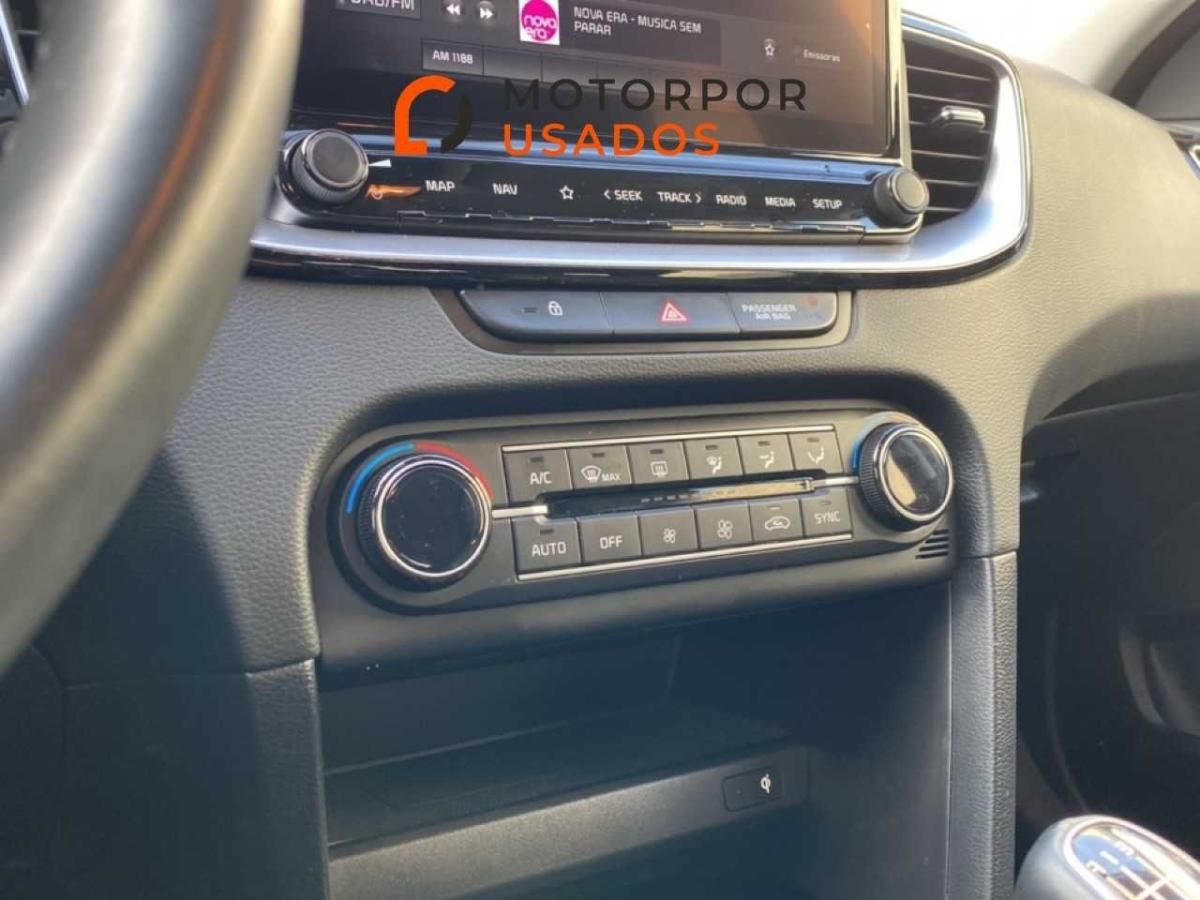 kia-ceed-2024-gasolina-998cc