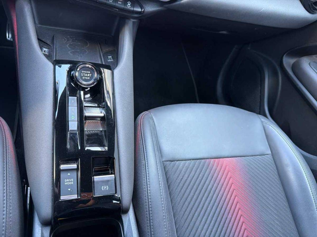 alfa-romeo-junior-2024-eletrico-0cc