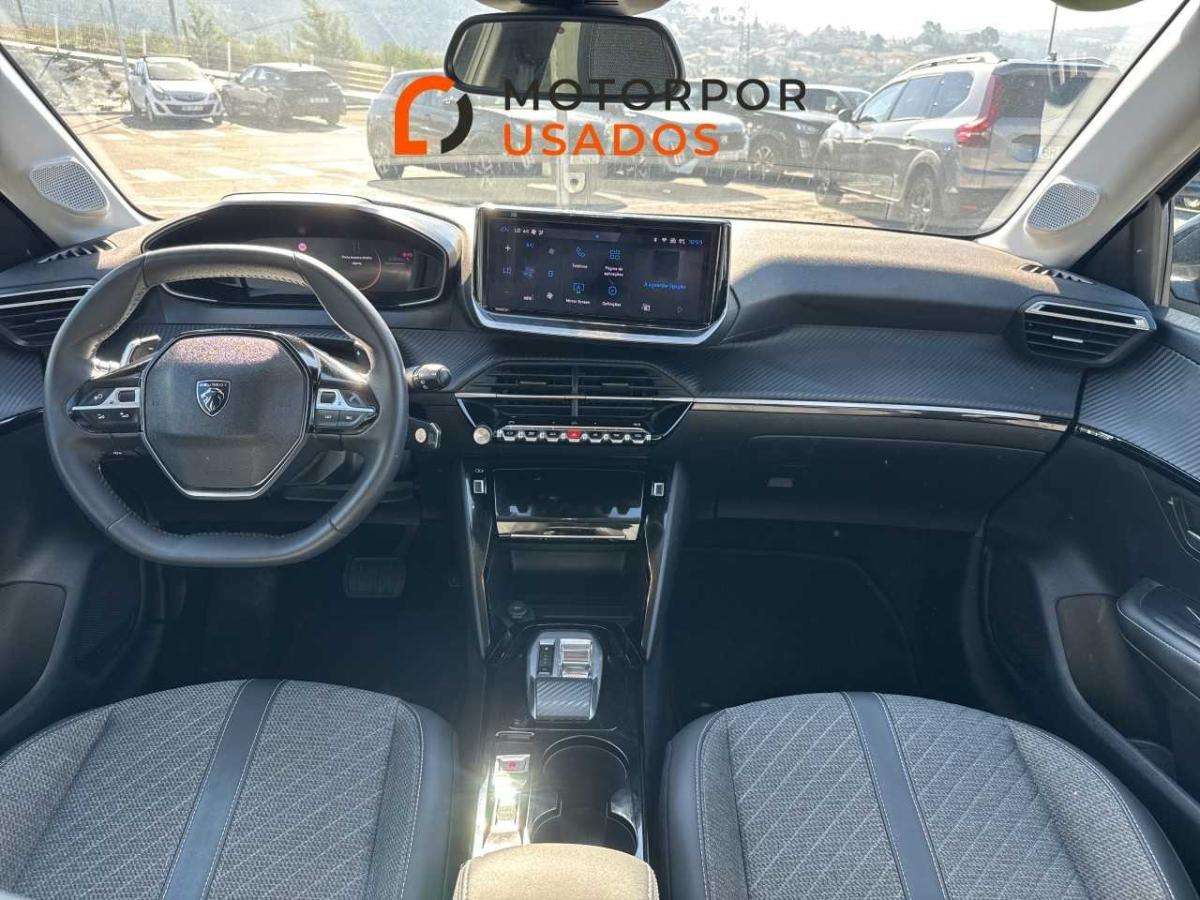 peugeot-208-2025-gasolina-1199cc