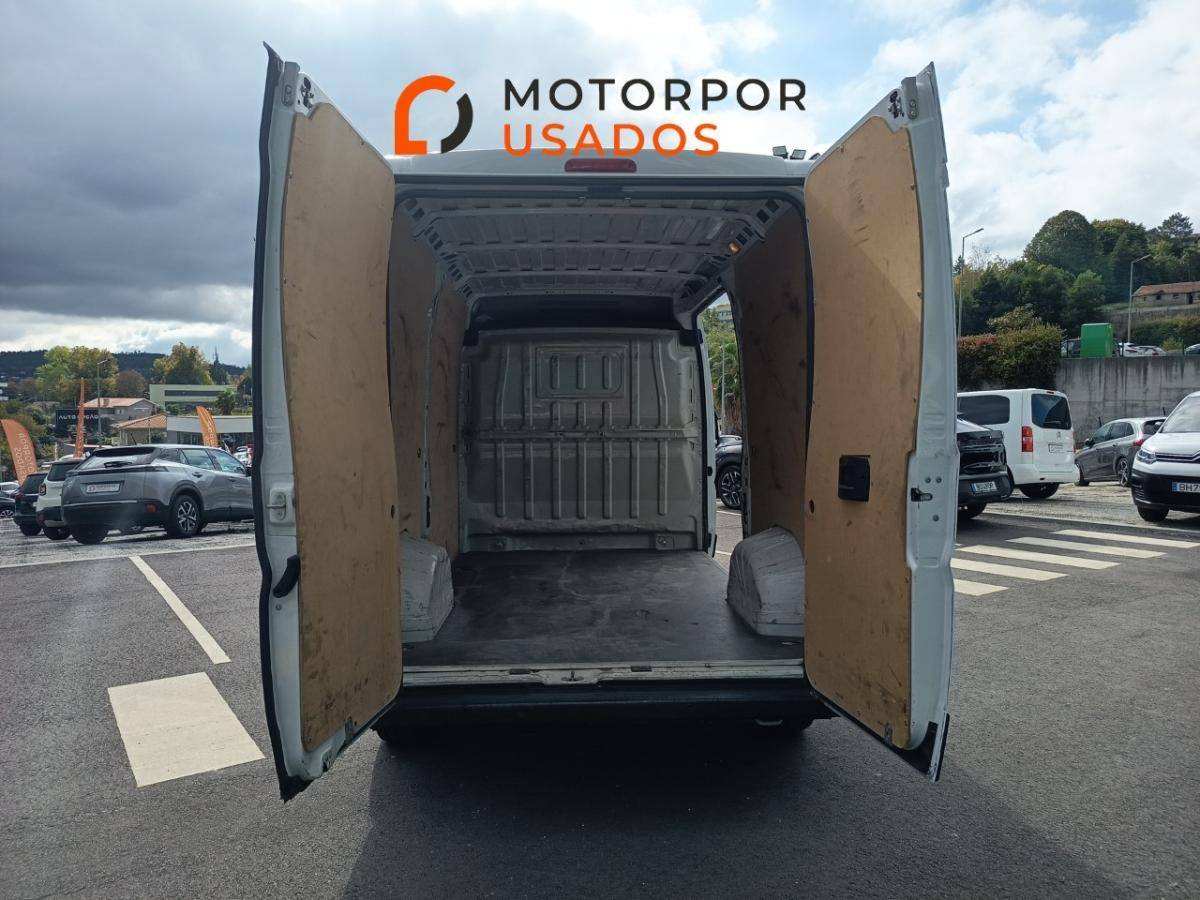 peugeot-boxer-2024-diesel-2179cc