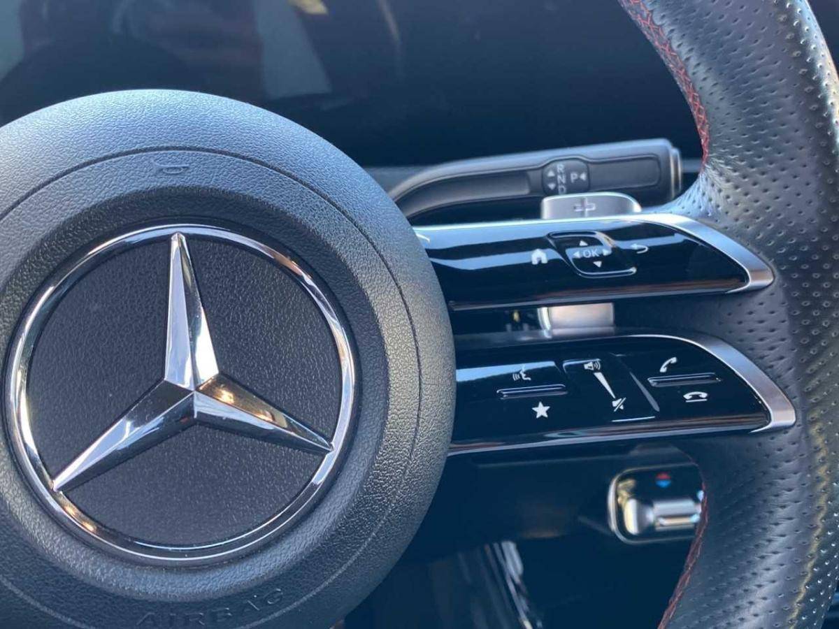 mercedes-benz-classe-a-2023-gasolina-1332cc
