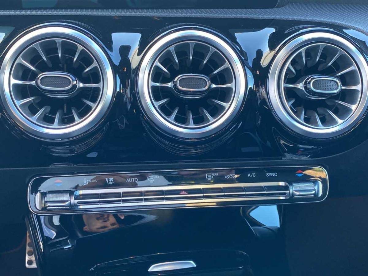 mercedes-benz-classe-a-2023-gasolina-1332cc