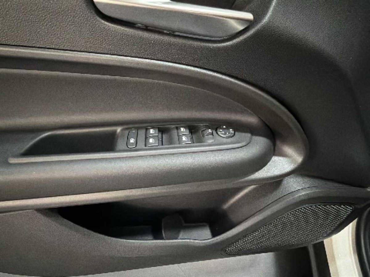jeep-avenger-2026-gasolina-1199cc