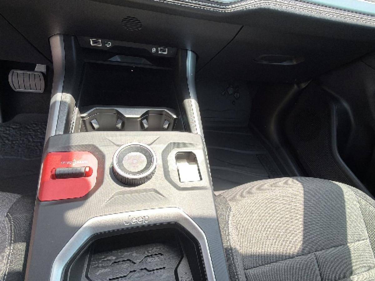 jeep-compass-2026-hibrido-a-gasolina-1596cc