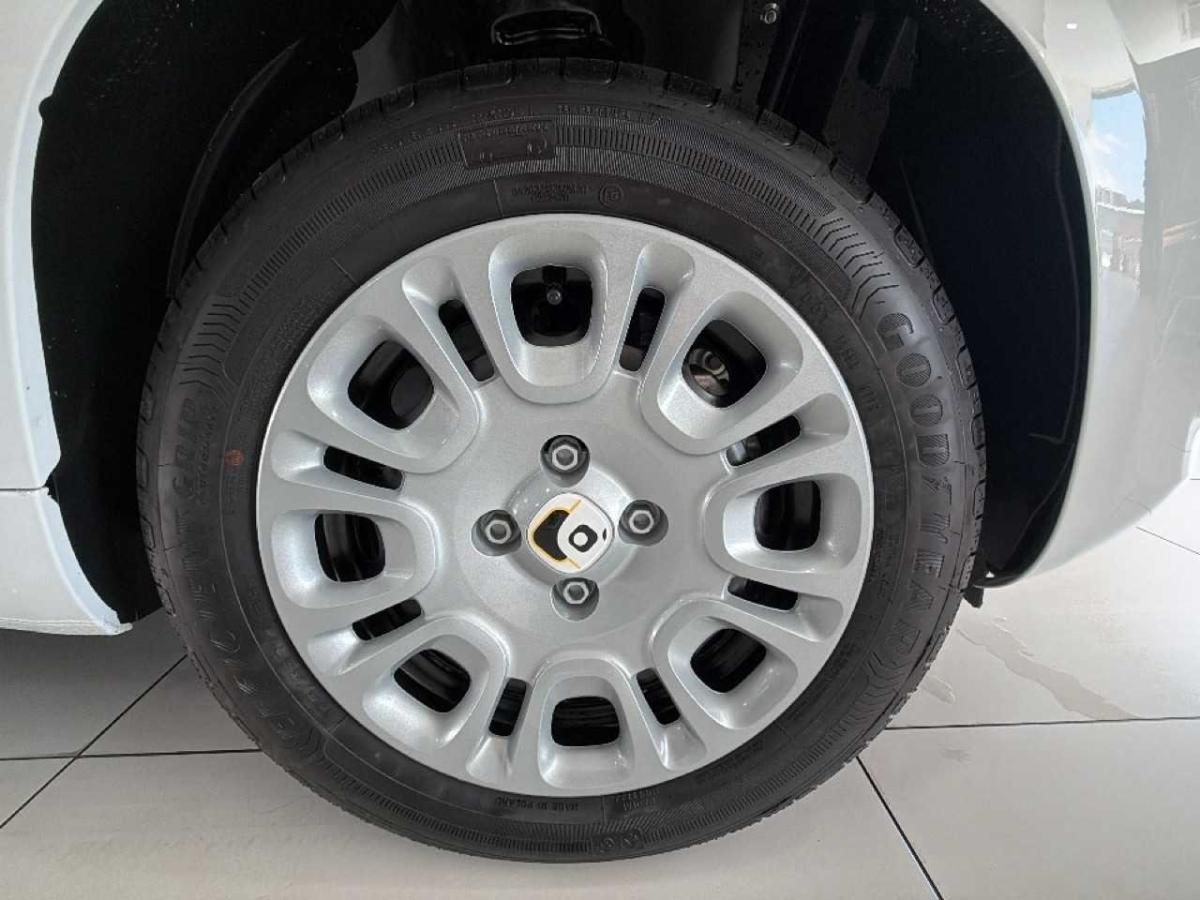 fiat-panda-2026-hibrido-a-gasolina-999cc