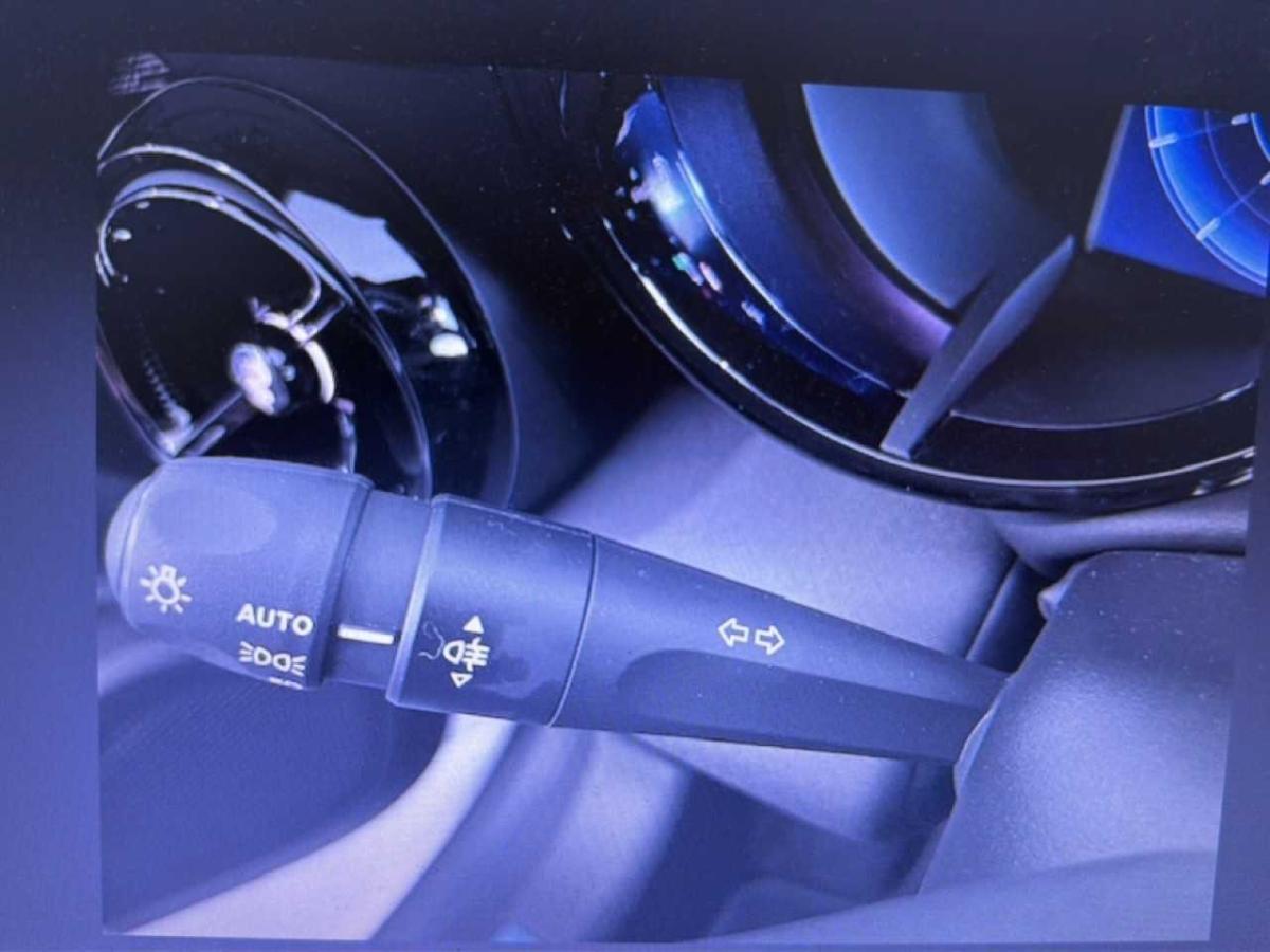 alfa-romeo-junior-2024-eletrico-0cc