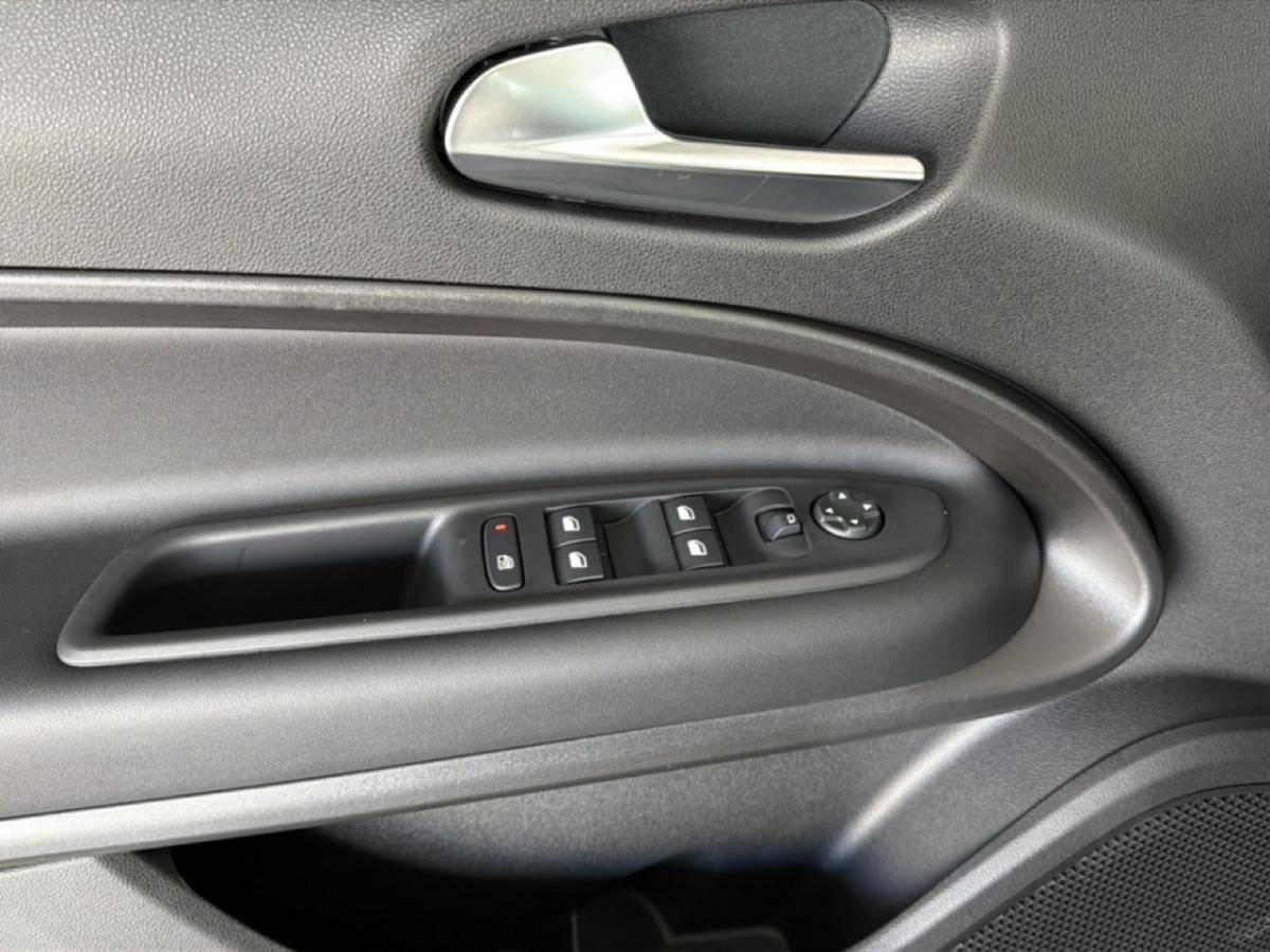 jeep-avenger-2025-gasolina-1199cc