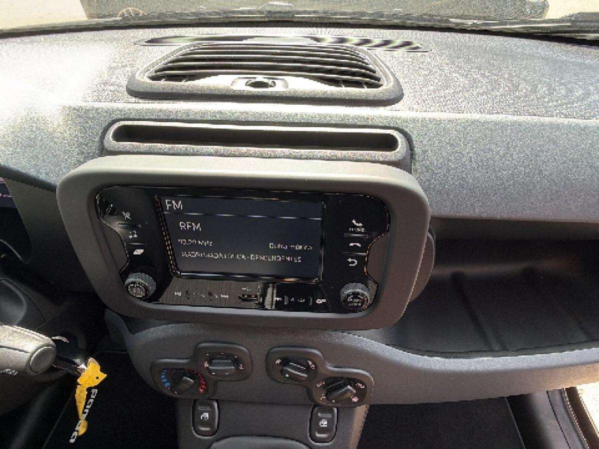 fiat-panda-2026-hibrido-a-gasolina-999cc
