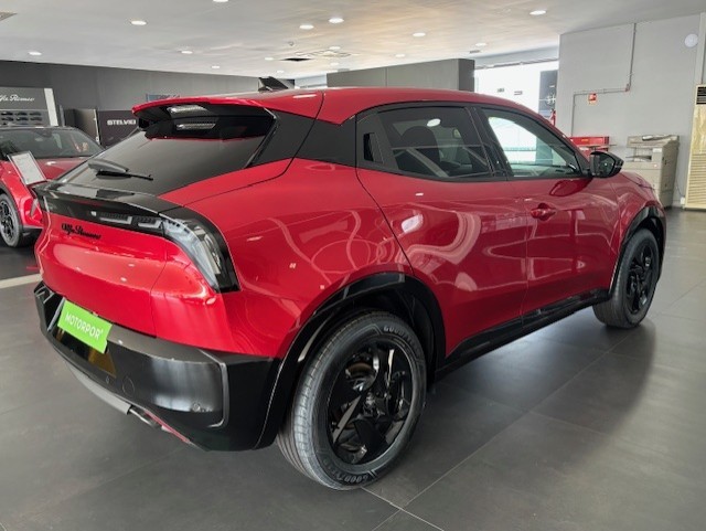 alfa-romeo-junior-2025-hibrido-a-gasolina-1199cc