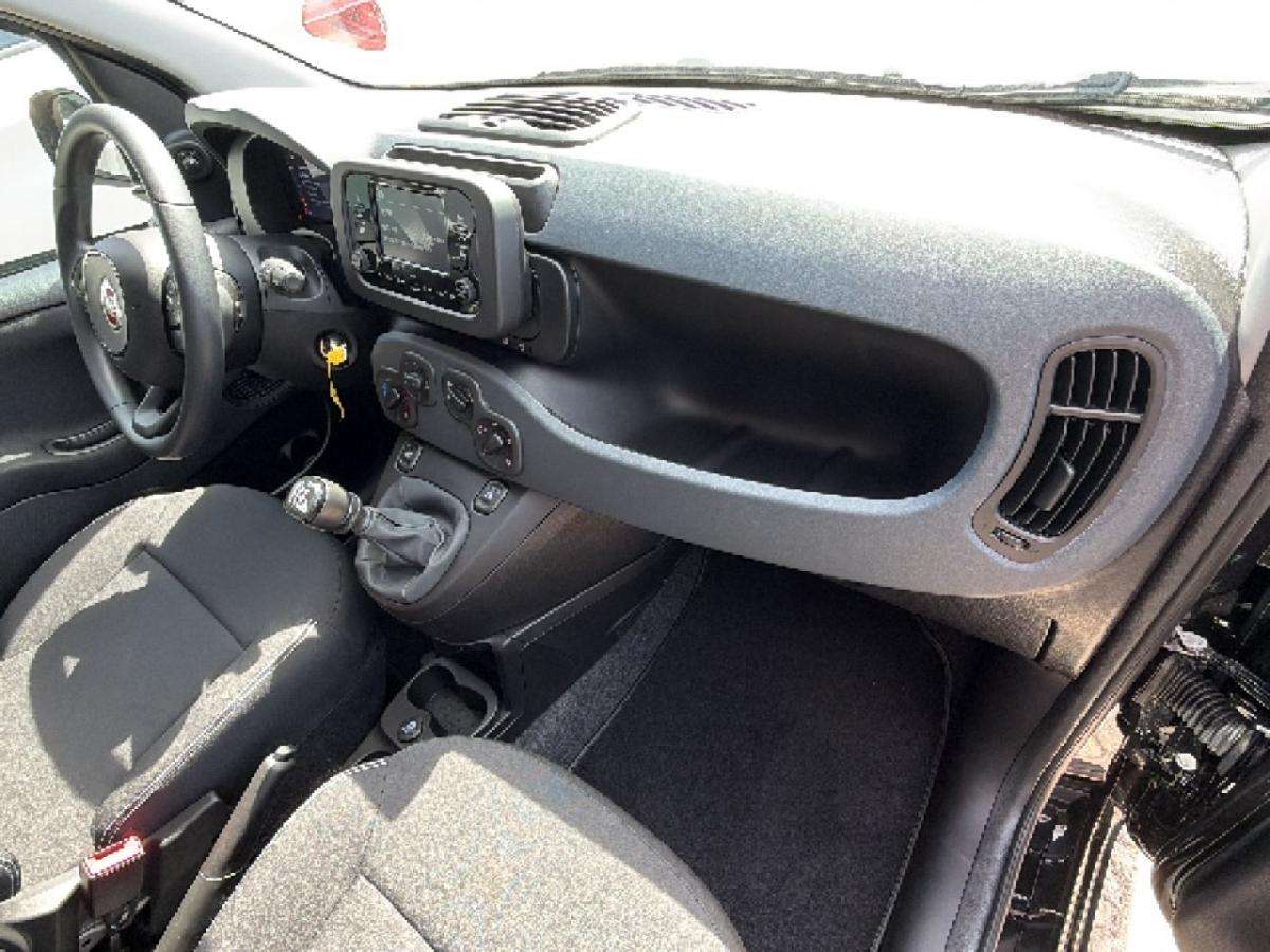 fiat-panda-2026-hibrido-a-gasolina-999cc
