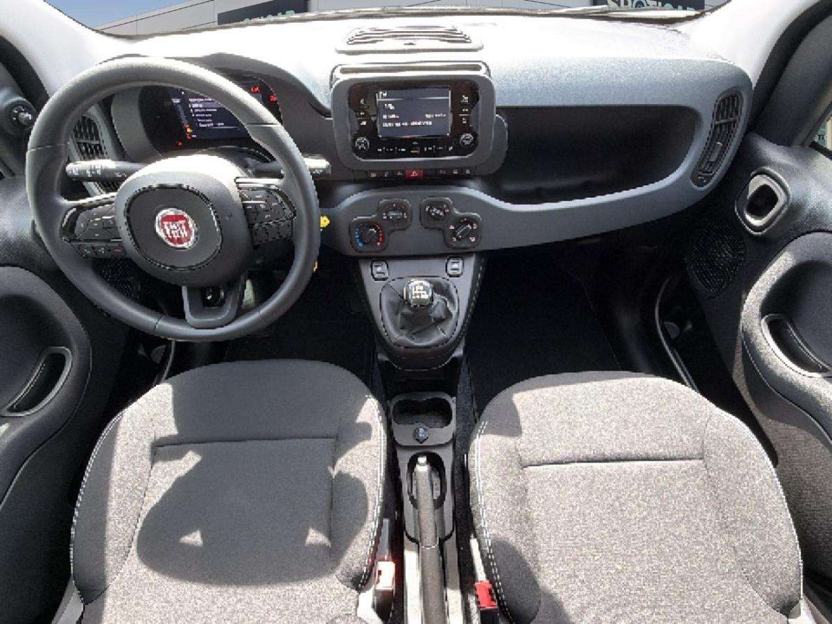 fiat-panda-2026-hibrido-a-gasolina-999cc