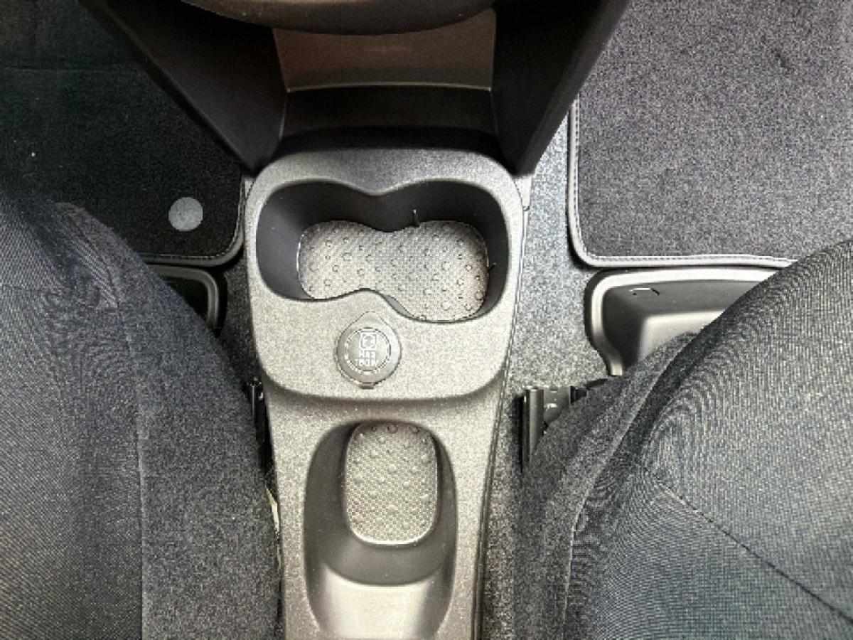 fiat-panda-2026-hibrido-a-gasolina-999cc