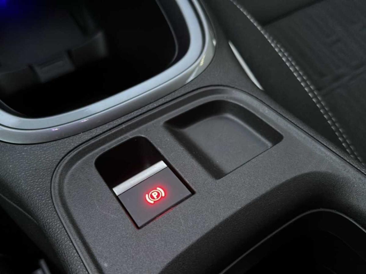 fiat-600-2025-hibrido-a-gasolina-1199cc