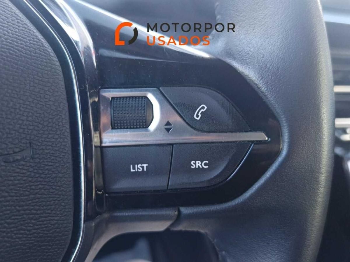 peugeot-2008-2023-gasolina-1199cc