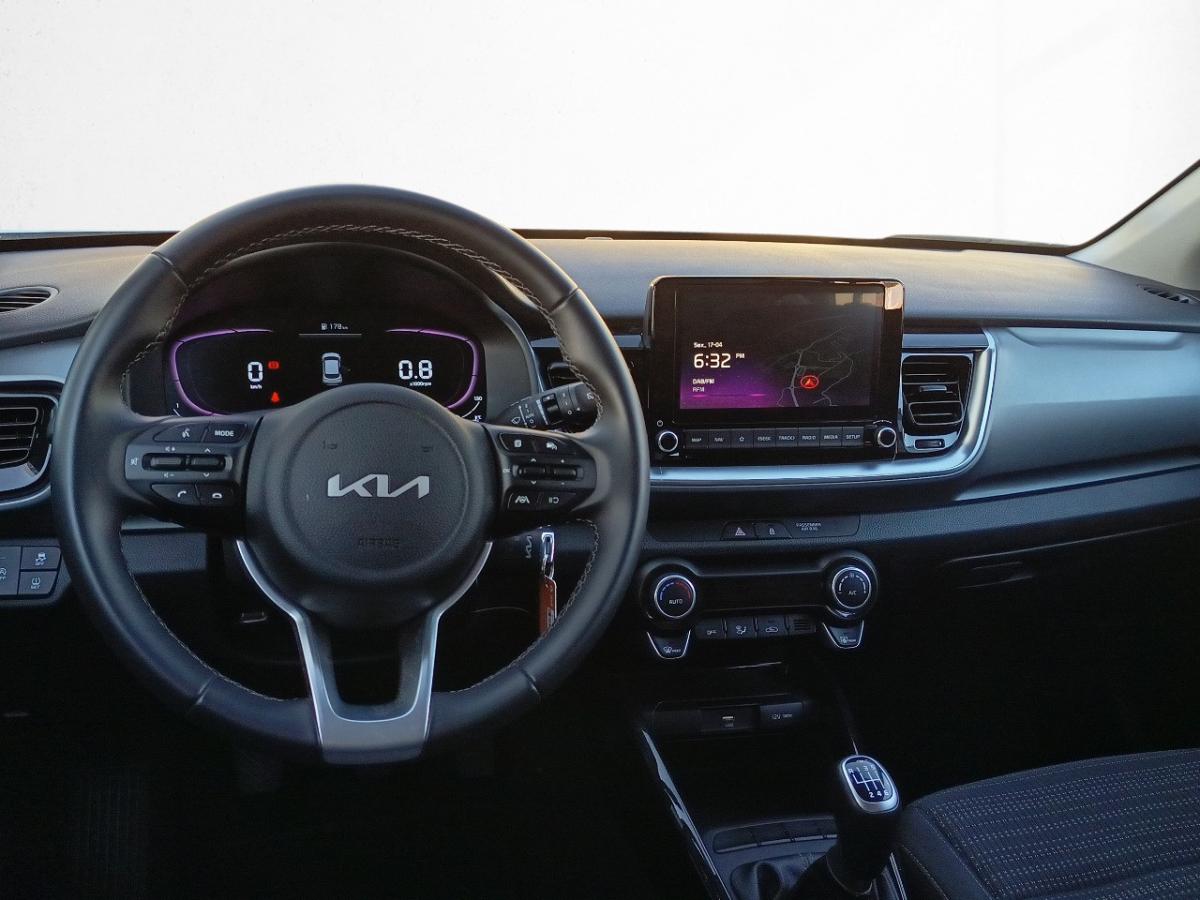 kia-stonic-2025-gasolina-998cc