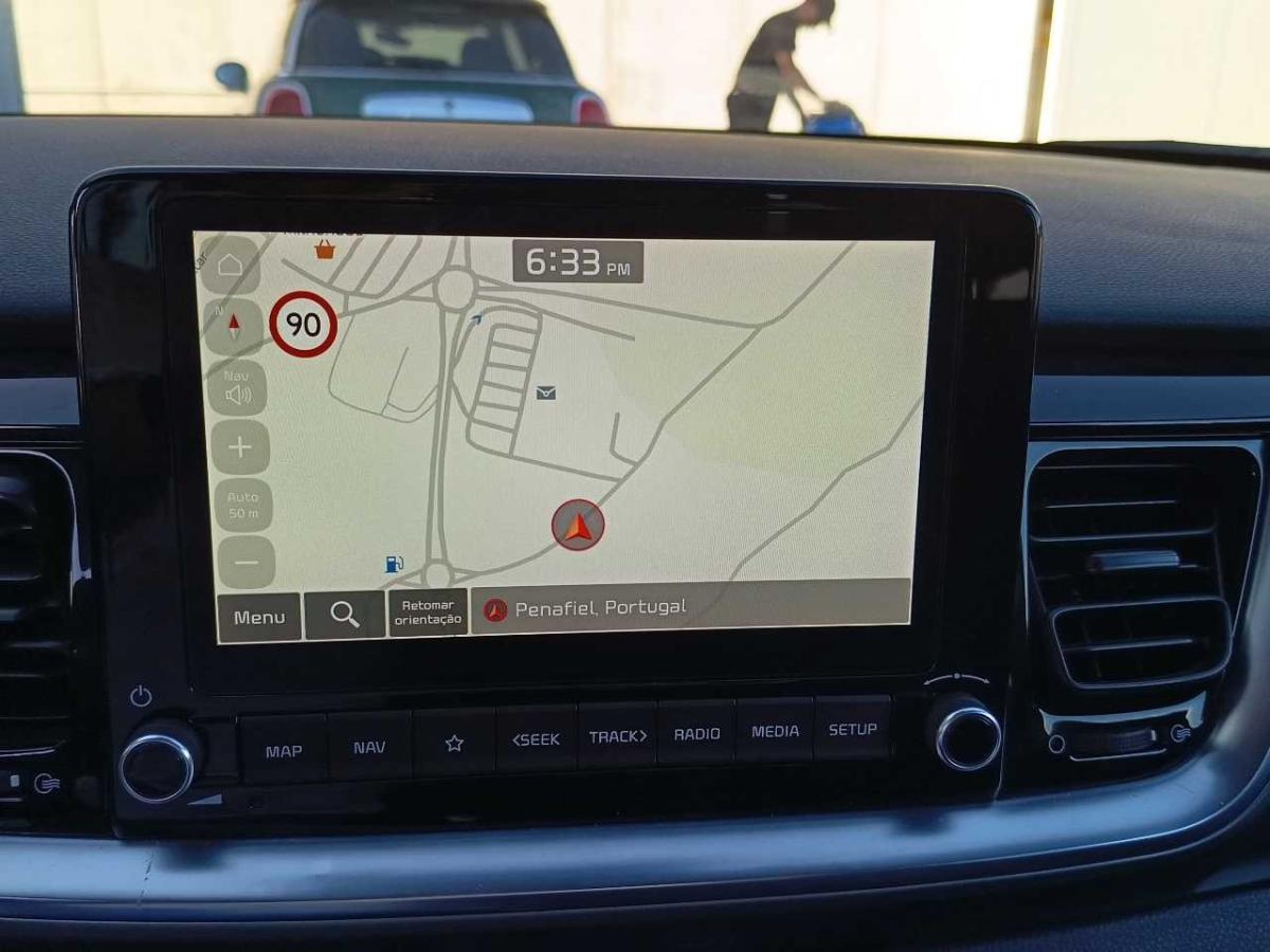 kia-stonic-2025-gasolina-998cc
