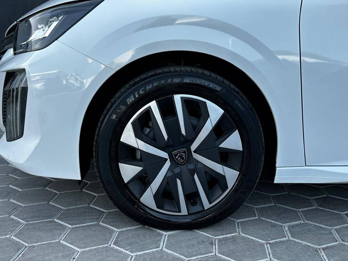 peugeot-208-2025-gasolina-1199cc