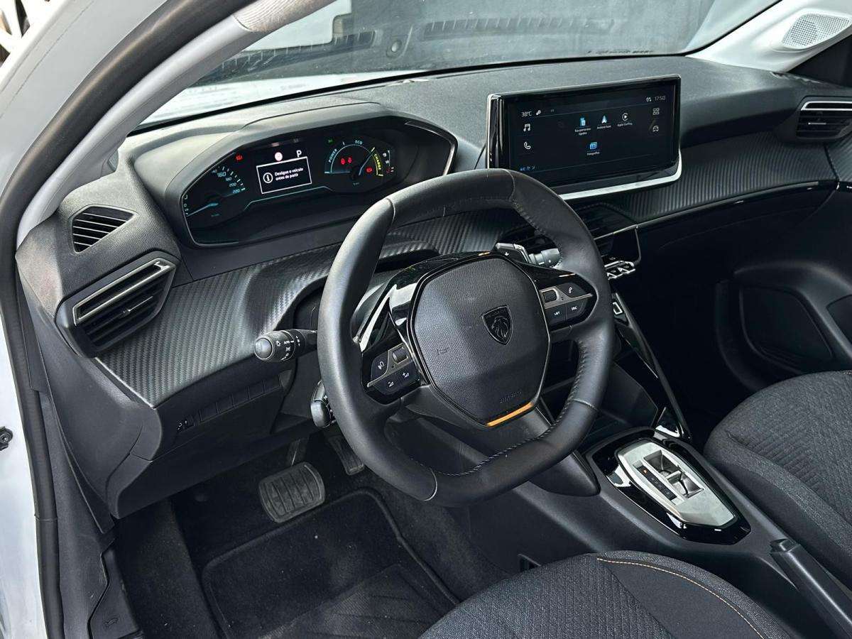 peugeot-208-2025-gasolina-1199cc