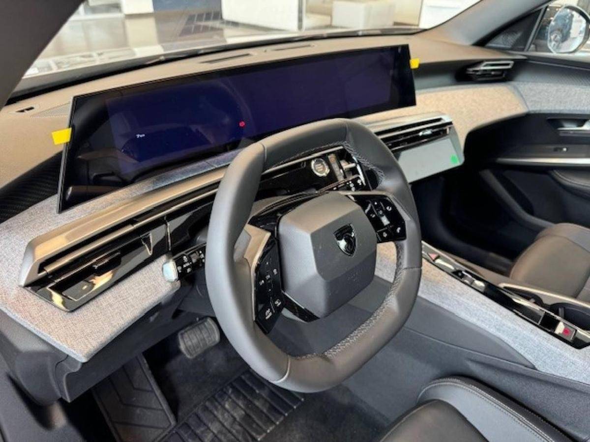 peugeot-3008-2025-gasolina-1199cc