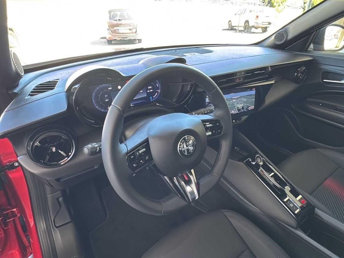 alfa-romeo-junior-2025-eletrico-0cc