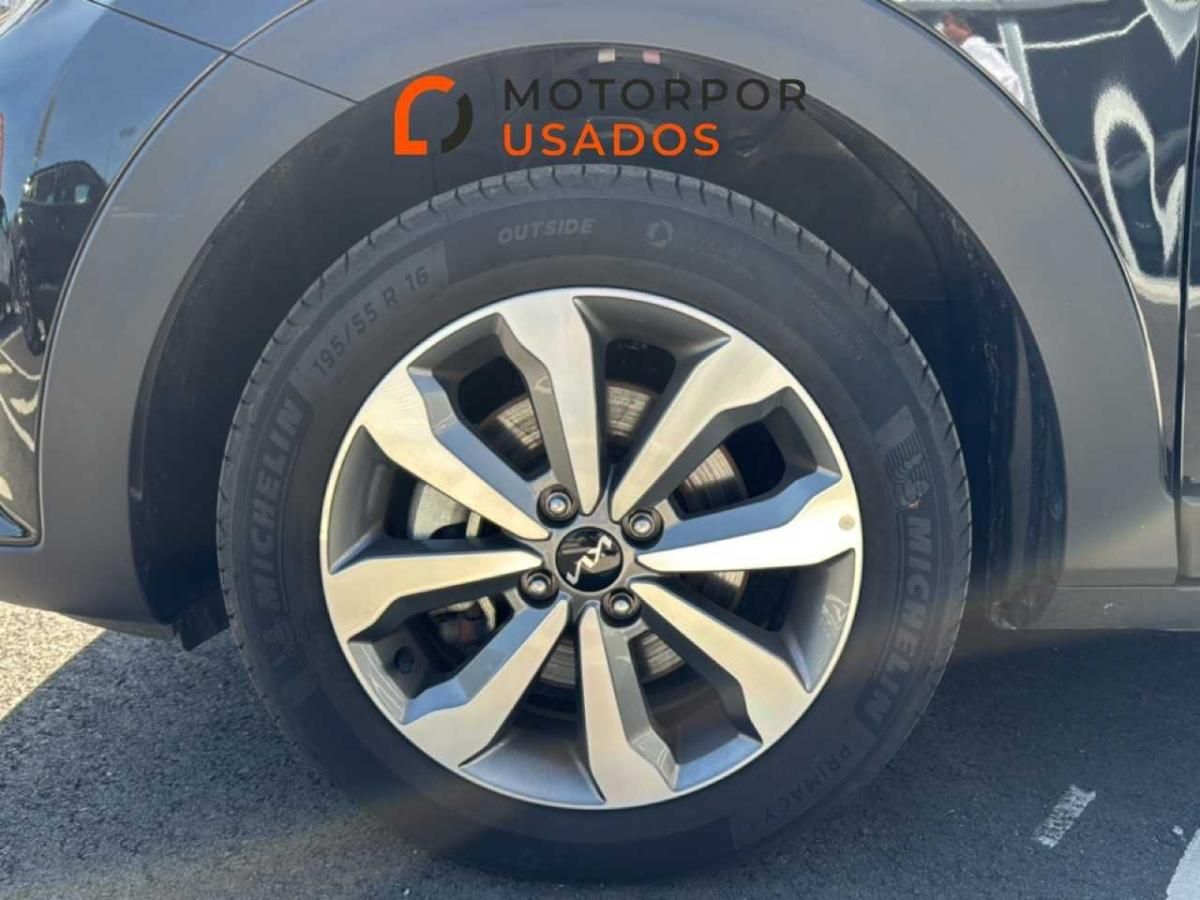 kia-stonic-2025-gasolina-1197cc