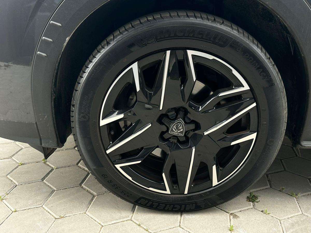 peugeot-5008-2025-hibrido-a-gasolina-1199cc