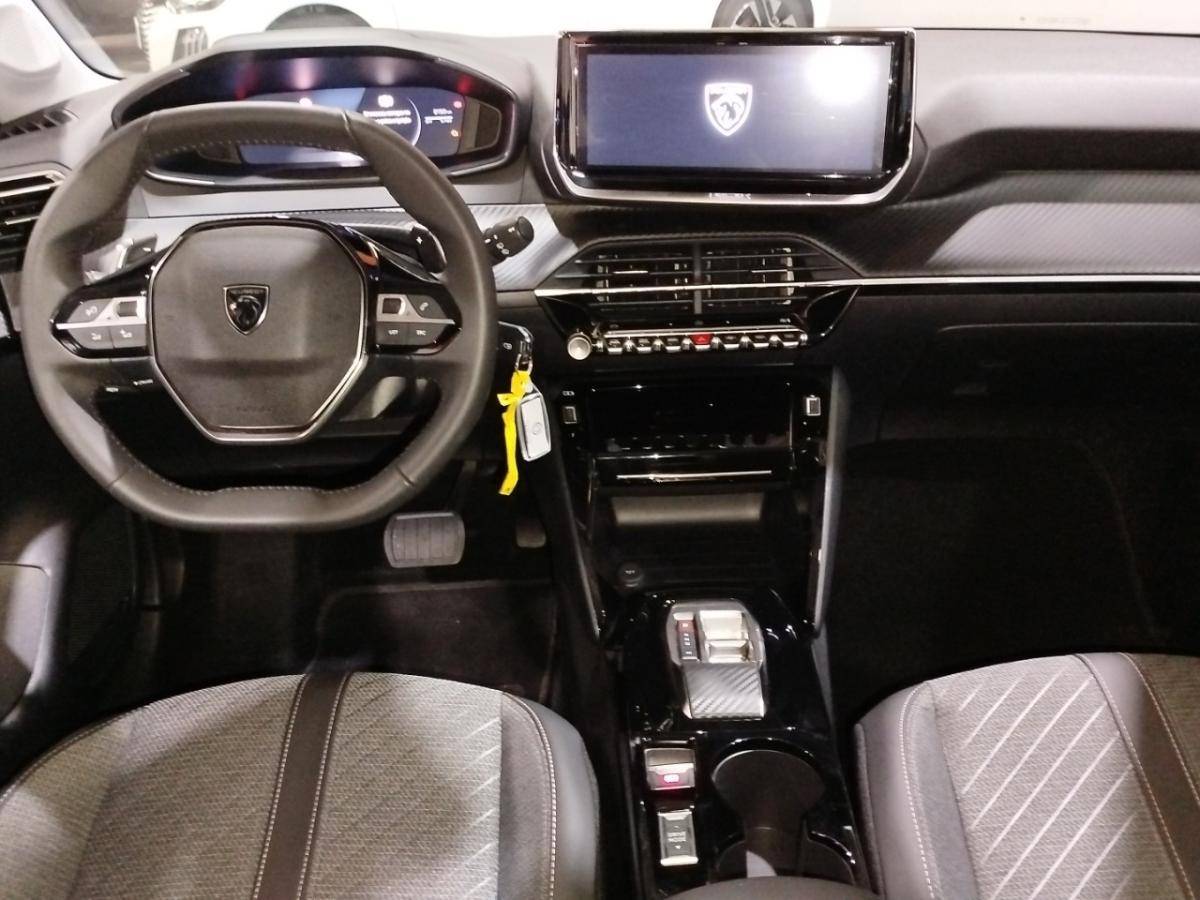peugeot-208-2025-hibrido-a-gasolina-1199cc