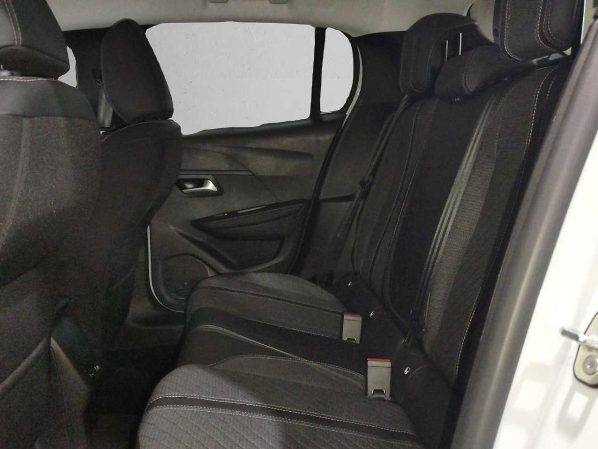 peugeot-208-2025-hibrido-a-gasolina-1199cc