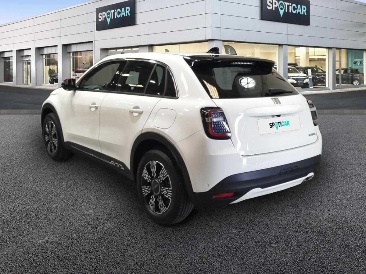 fiat-600-2025-hibrido-a-gasolina-1199cc