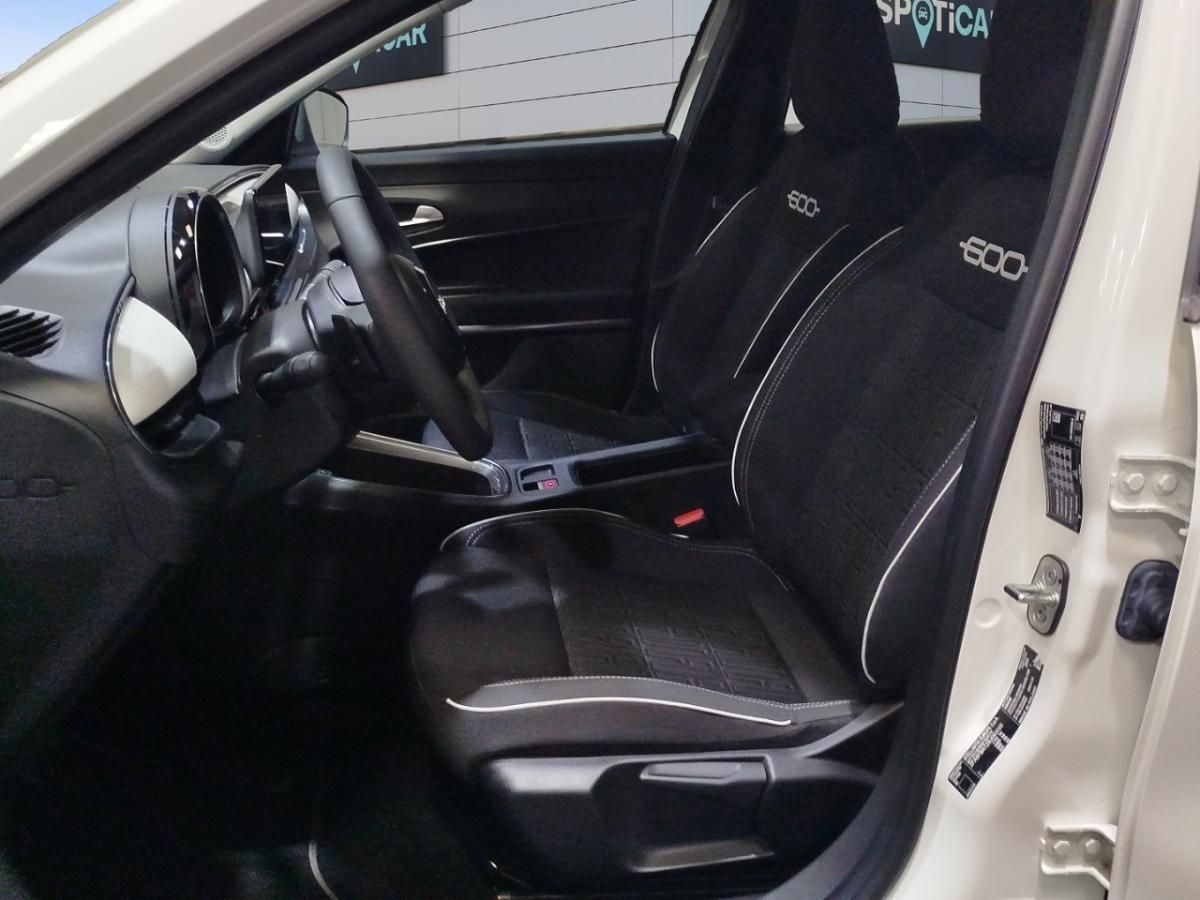 fiat-600-2025-hibrido-a-gasolina-1199cc