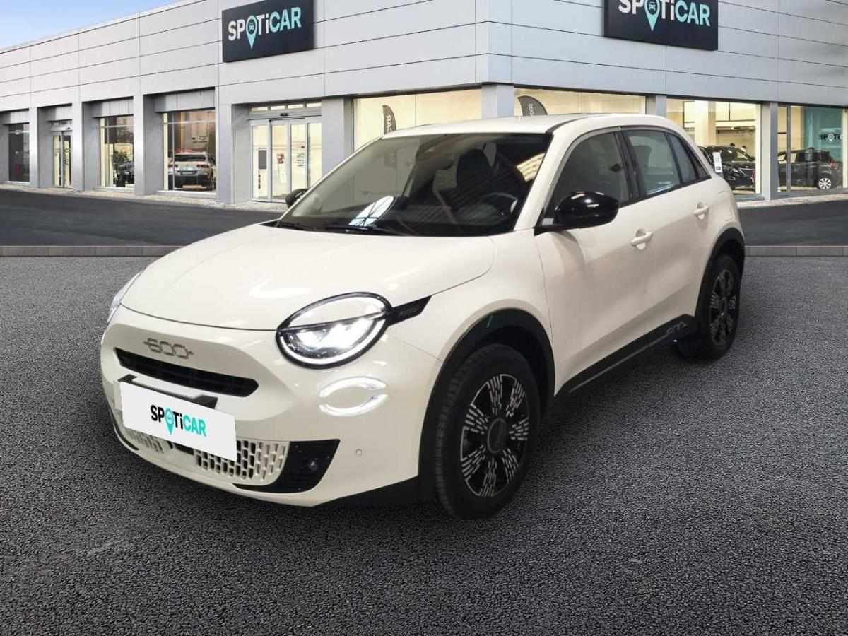 fiat-600-2025-hibrido-a-gasolina-1199cc