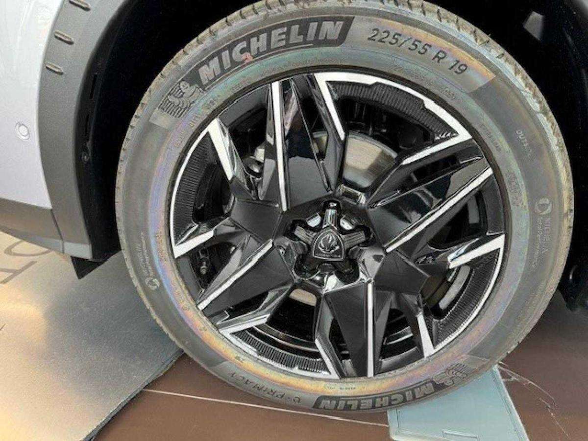 peugeot-3008-2025-gasolina-1199cc