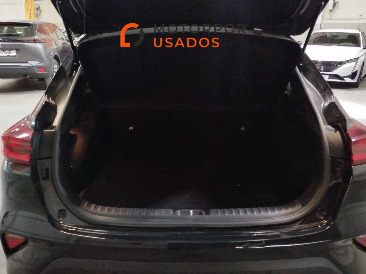 kia-xceed-2025-gasolina-998cc