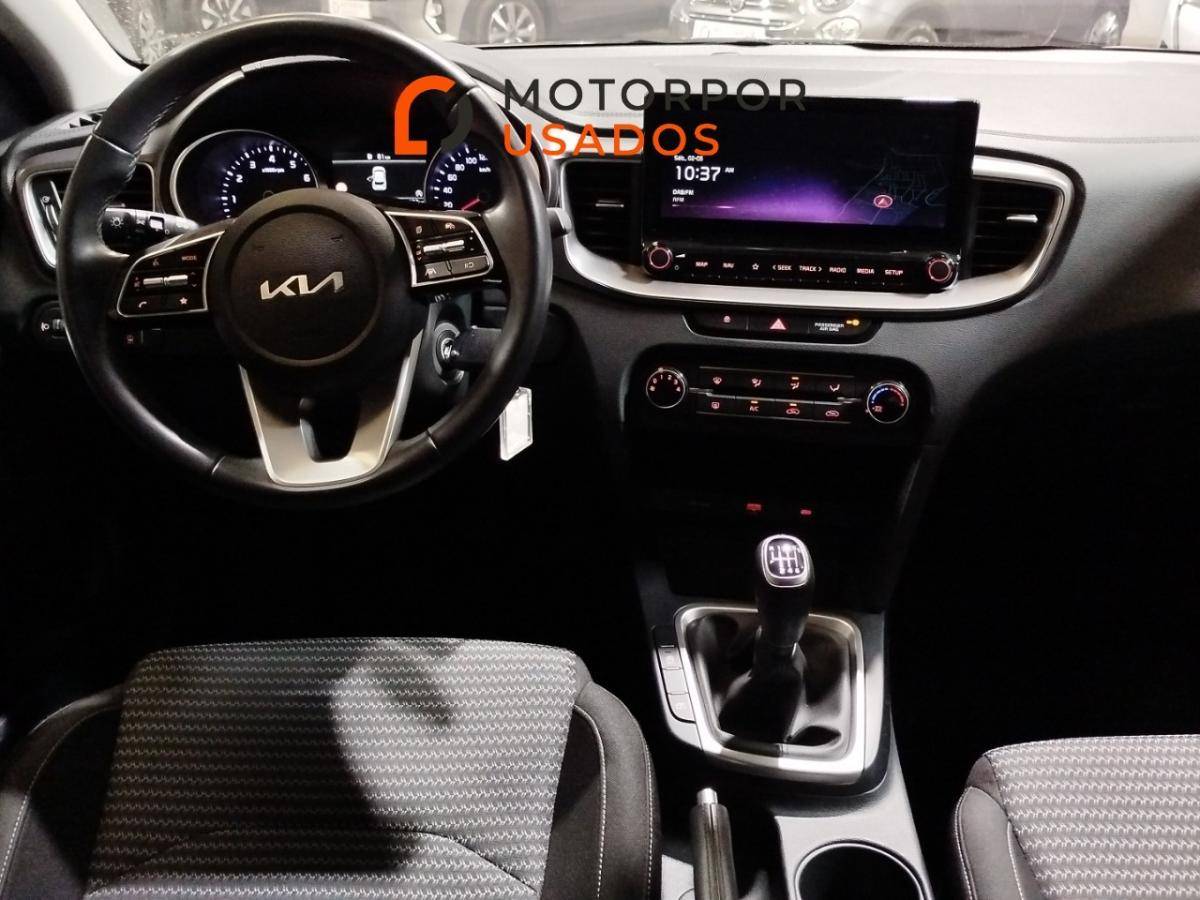 kia-xceed-2025-gasolina-998cc
