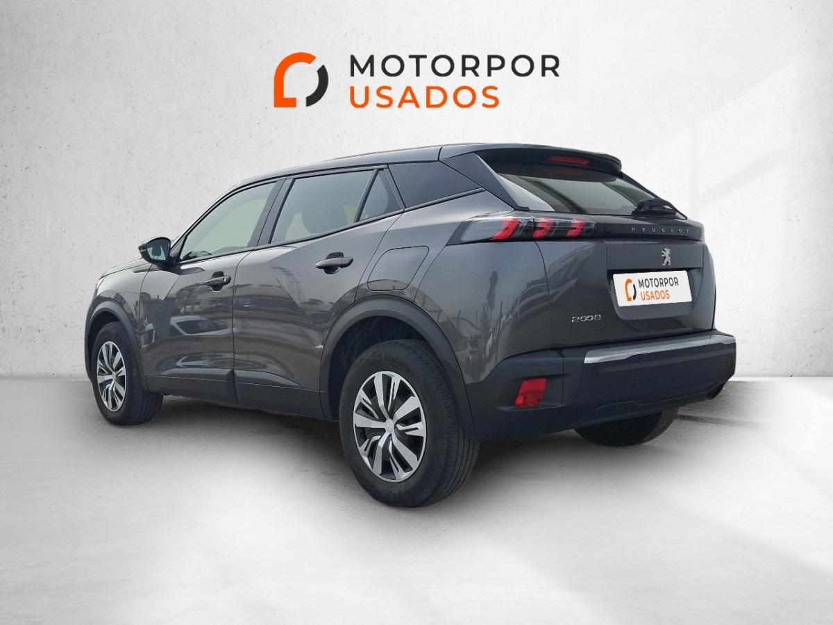 peugeot-2008-2023-gasolina-1199cc