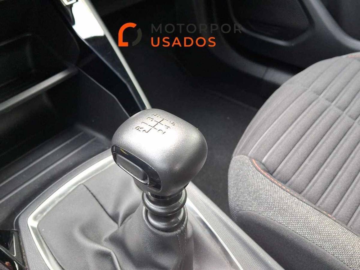 peugeot-2008-2023-gasolina-1199cc