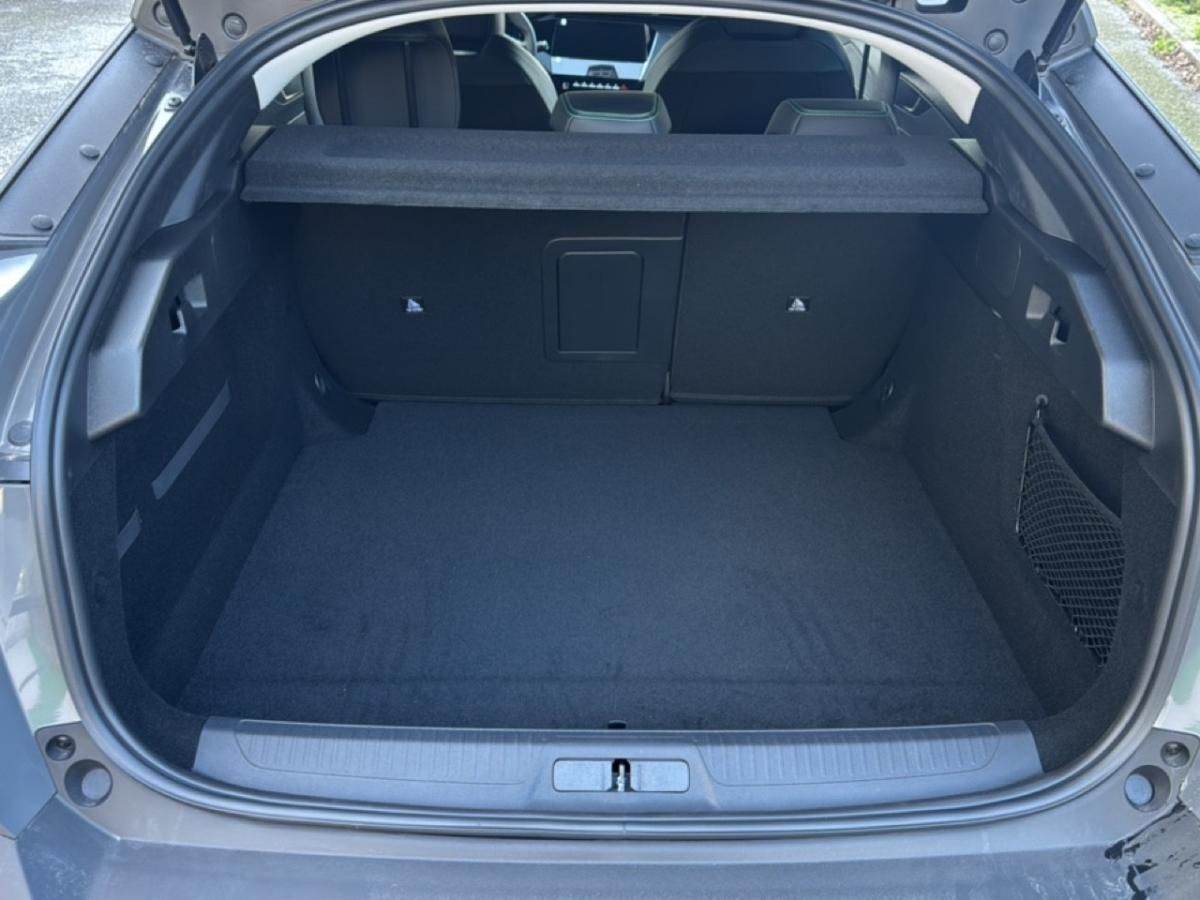 peugeot-408-2025-gasolina-1199cc